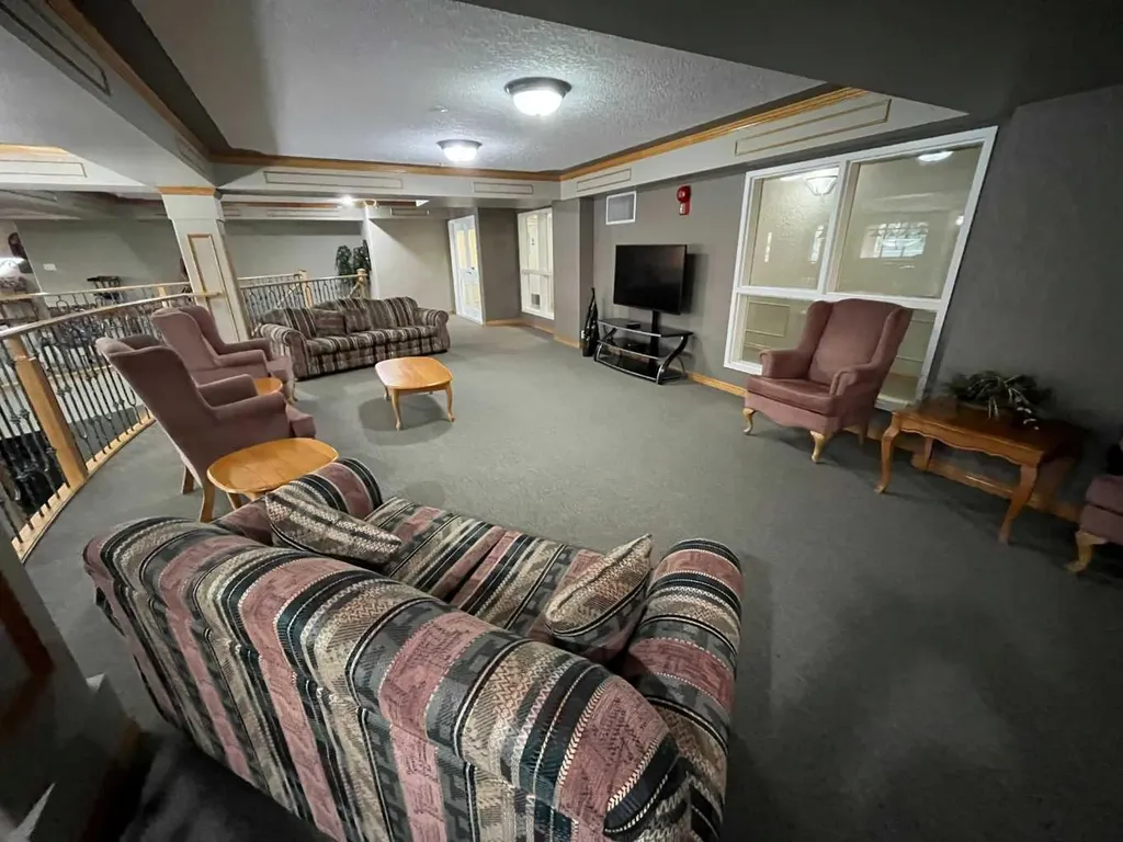 100 2 Avenue S Lethbridge AB T1J 0B5