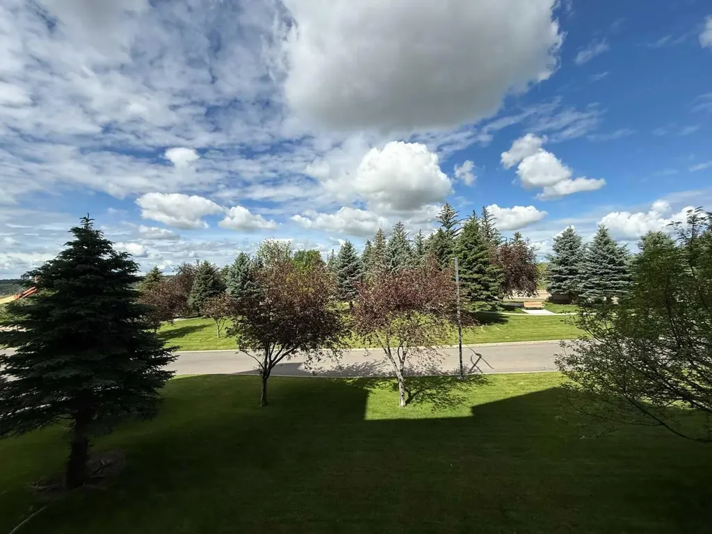 100 2 Avenue S Lethbridge AB T1J 0B5