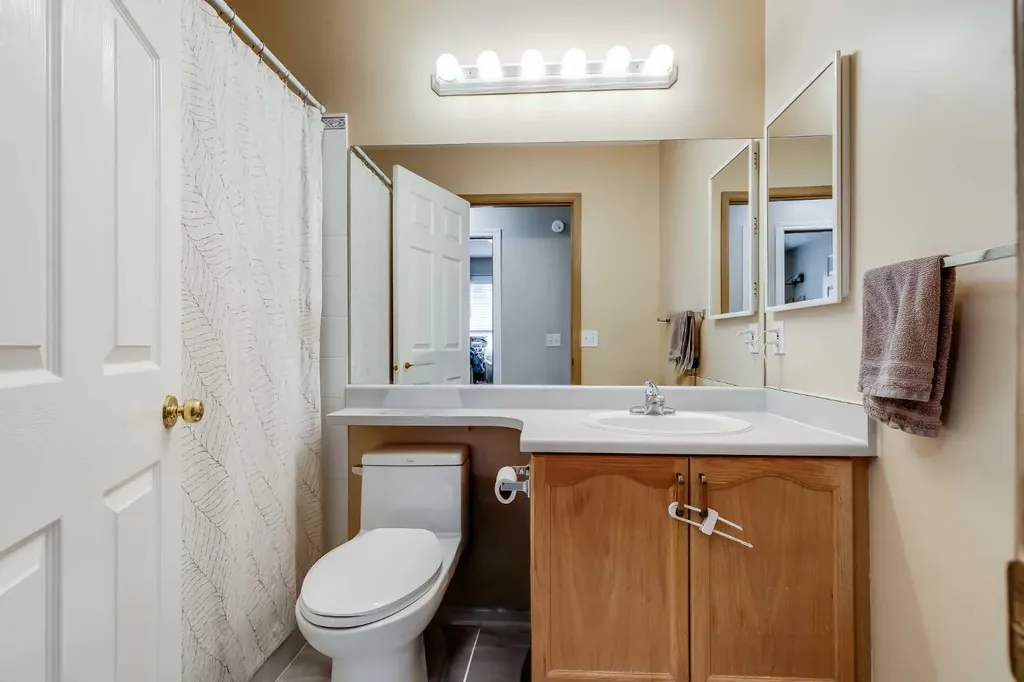 135 Covewood Close NE Calgary AB T3K 4Z8