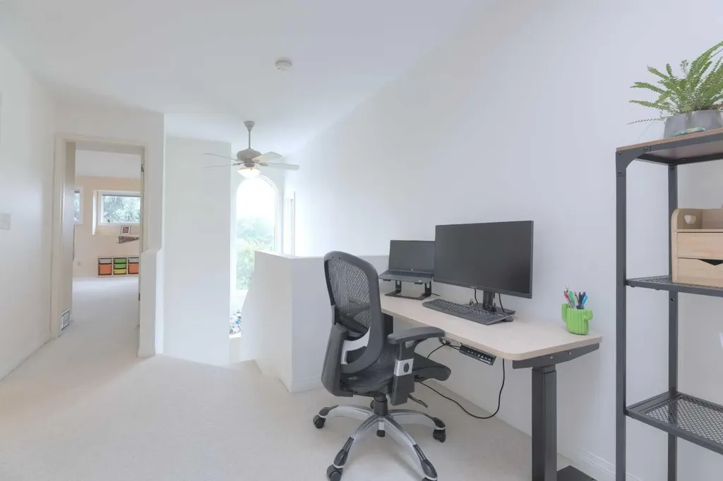 1908 30 Avenue SW Calgary AB T2T 1P9