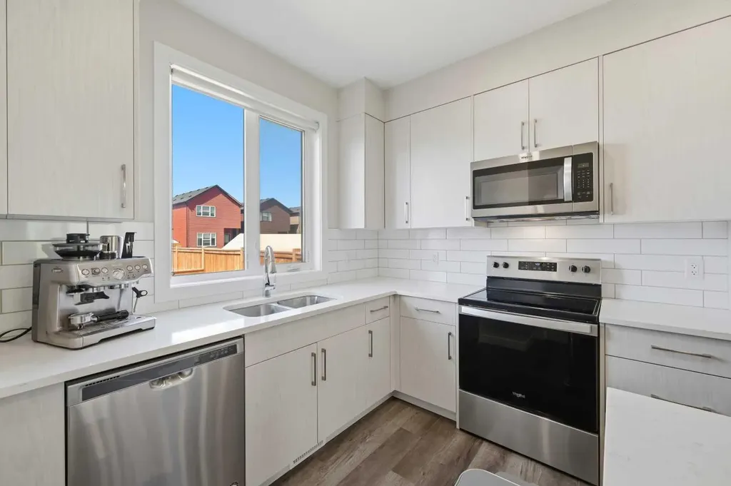 138 Homestead Boulevard NE Calgary AB T3J 2G8