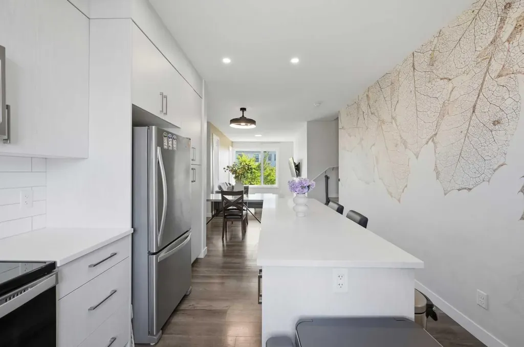 138 Homestead Boulevard NE Calgary AB T3J 2G8