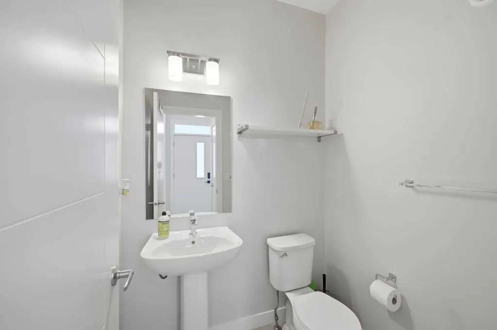 138 Homestead Boulevard NE Calgary AB T3J 2G8