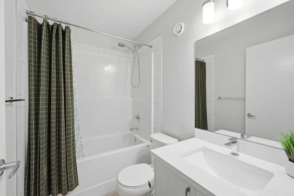 138 Homestead Boulevard NE Calgary AB T3J 2G8