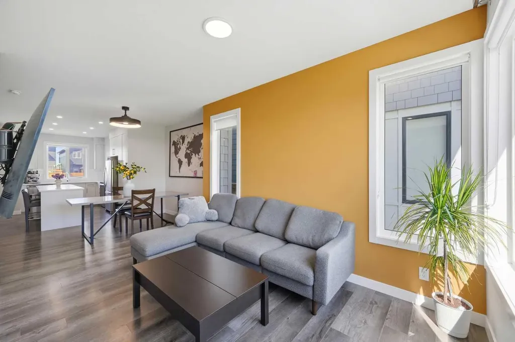 138 Homestead Boulevard NE Calgary AB T3J 2G8