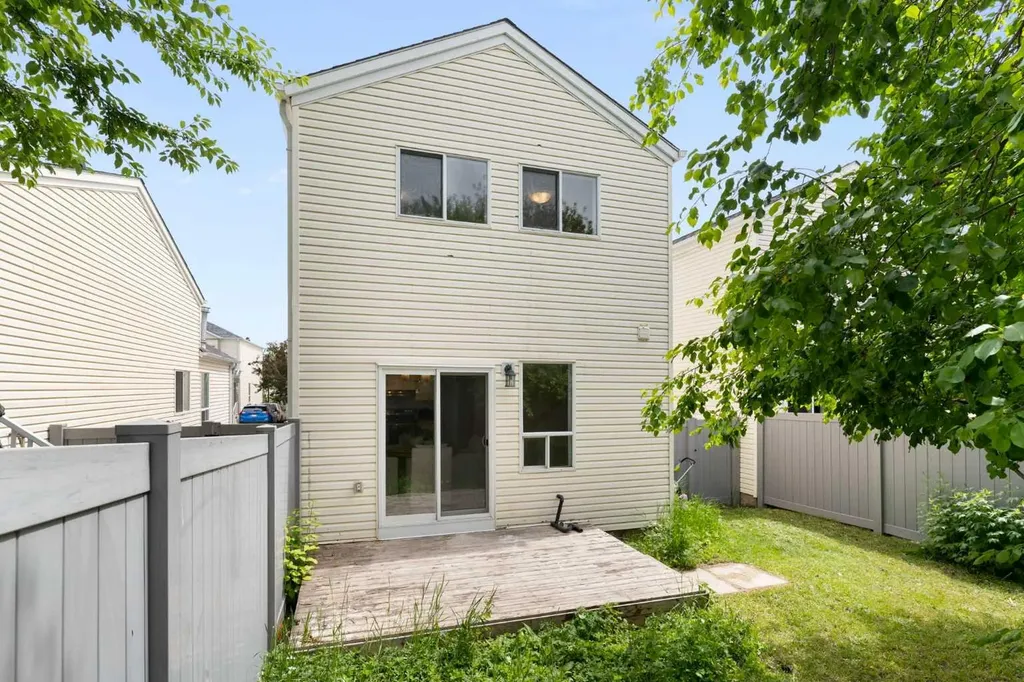 82 Coventry Lane NE Calgary AB T3K 4G4
