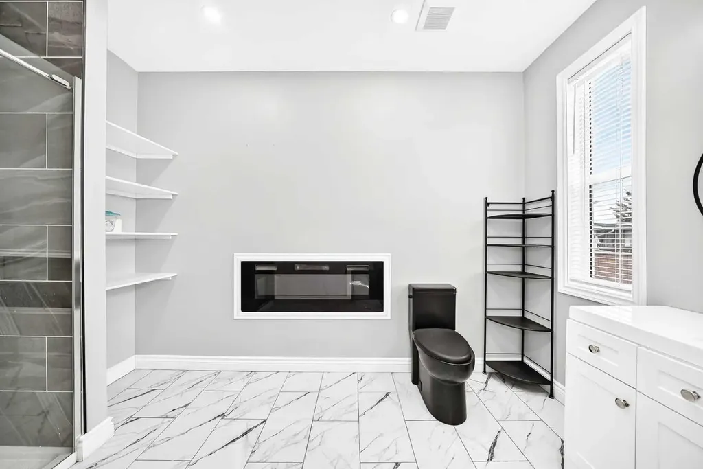 6220 17 Avenue SE Calgary AB T2A 7H4