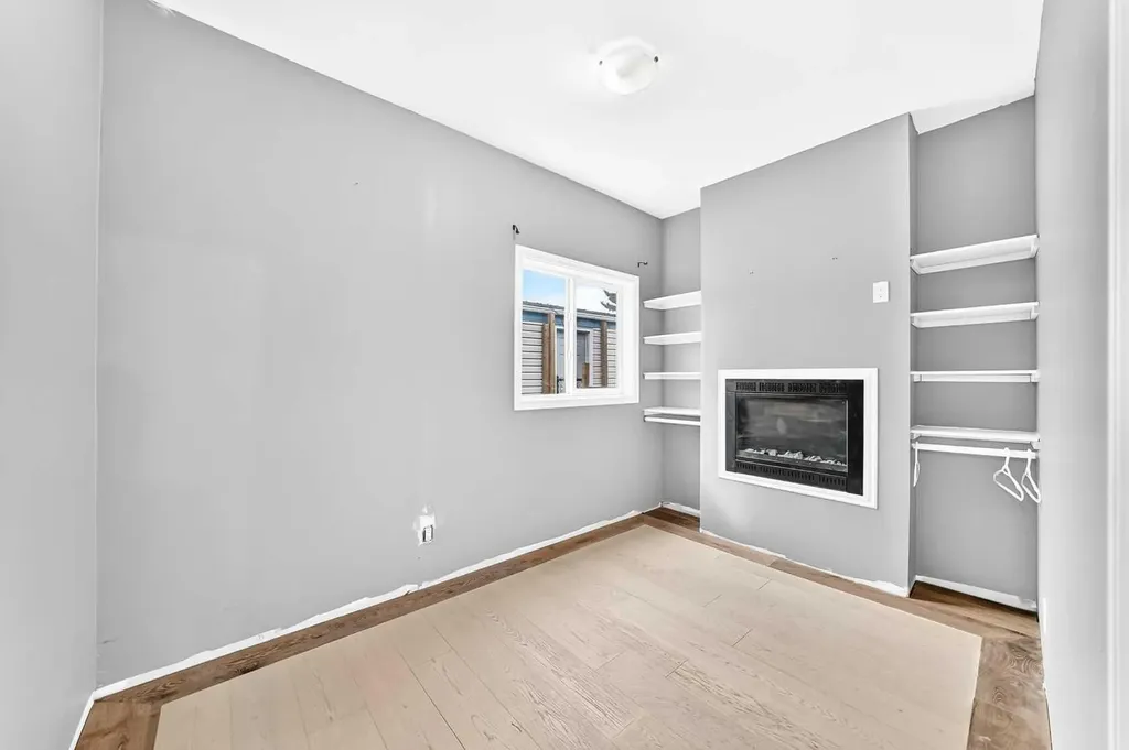 6220 17 Avenue SE Calgary AB T2A 7H4