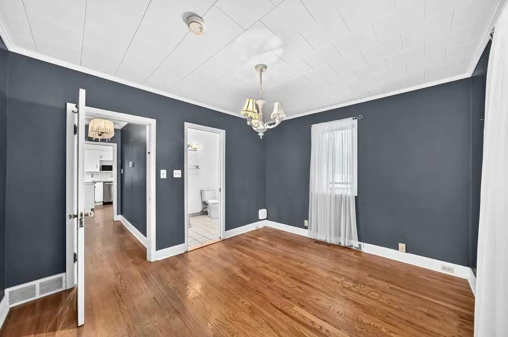 1623 6a Street NW Calgary AB T2M 3H1