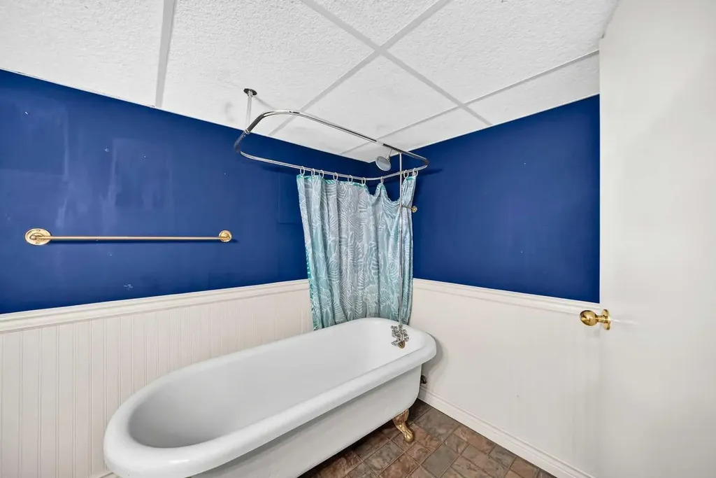 1623 6a Street NW Calgary AB T2M 3H1