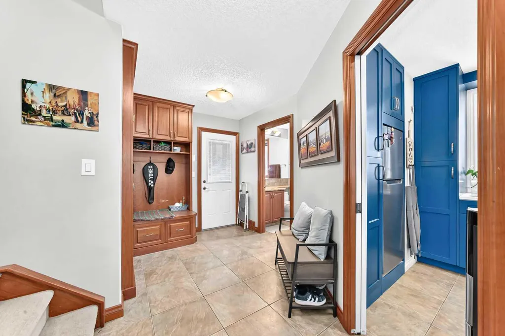 198029 Spruce Meadows Way Rural Foothills County AB T1S 3J9