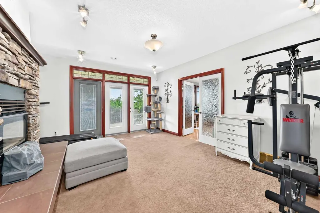 198029 Spruce Meadows Way Rural Foothills County AB T1S 3J9