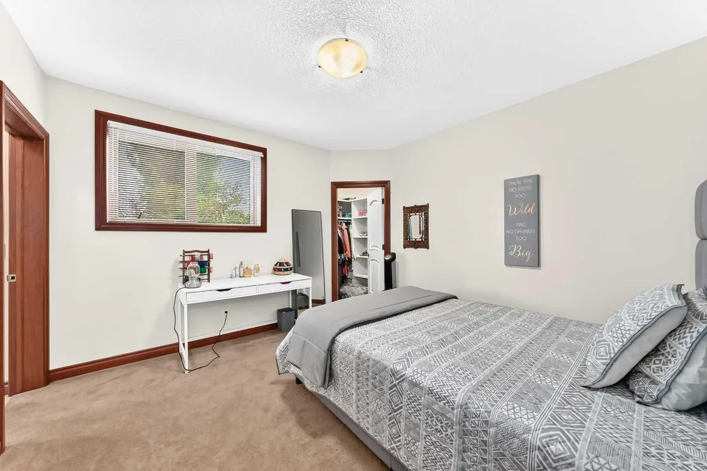198029 Spruce Meadows Way Rural Foothills County AB T1S 3J9