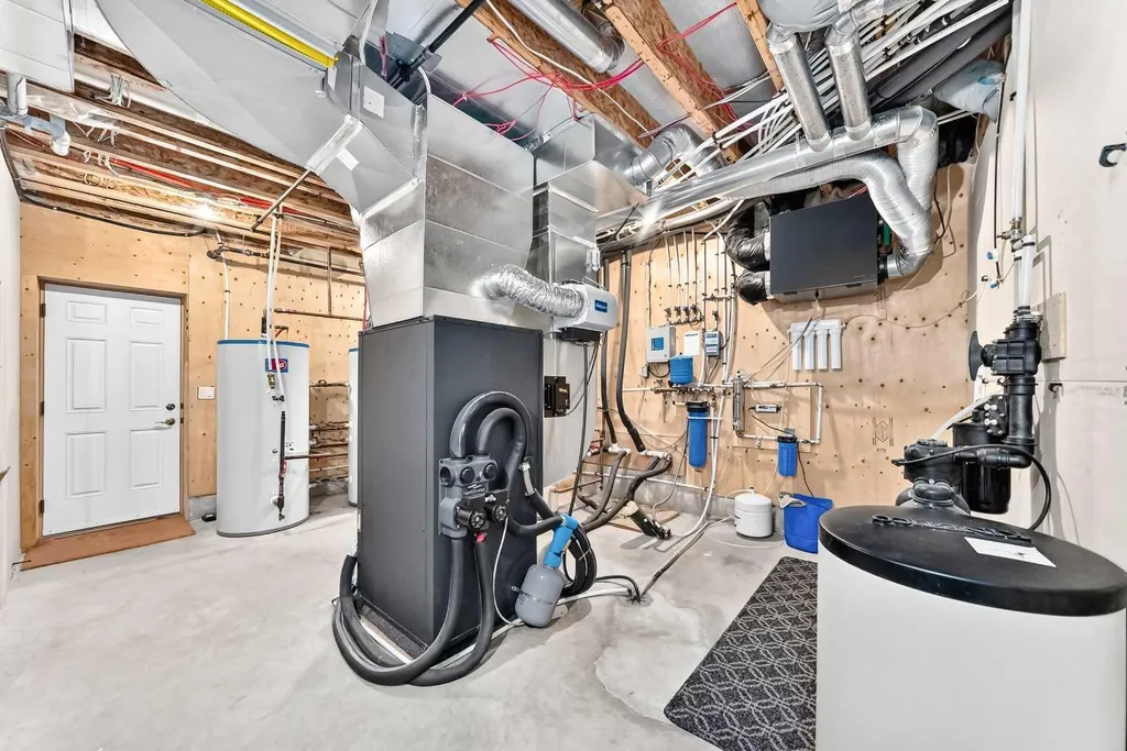 198029 Spruce Meadows Way Rural Foothills County AB T1S 3J9