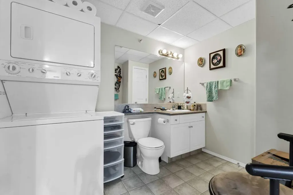 29 River Ridge Drive NW Medicine Hat AB T1A8V3