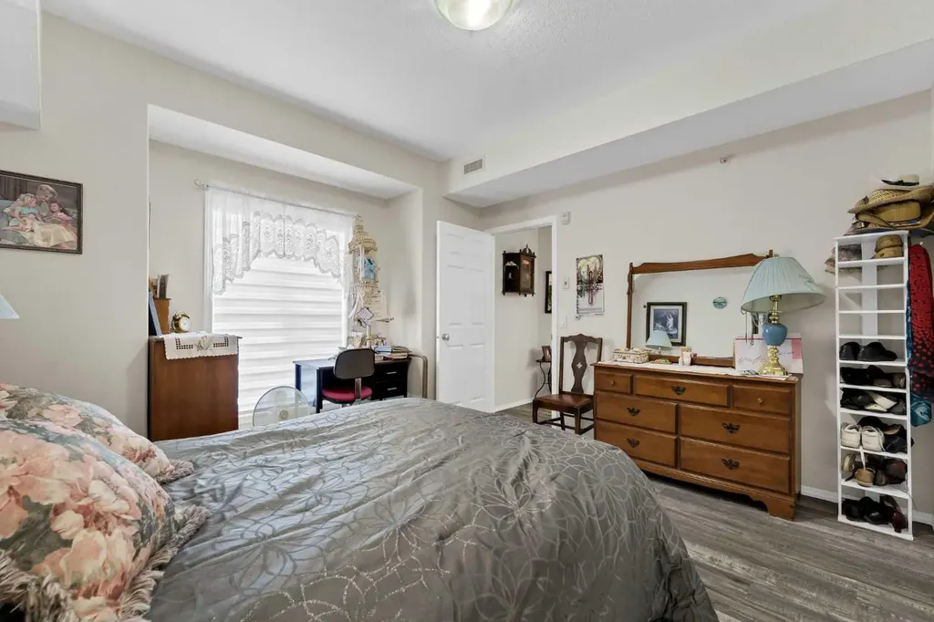 29 River Ridge Drive NW Medicine Hat AB T1A8V3