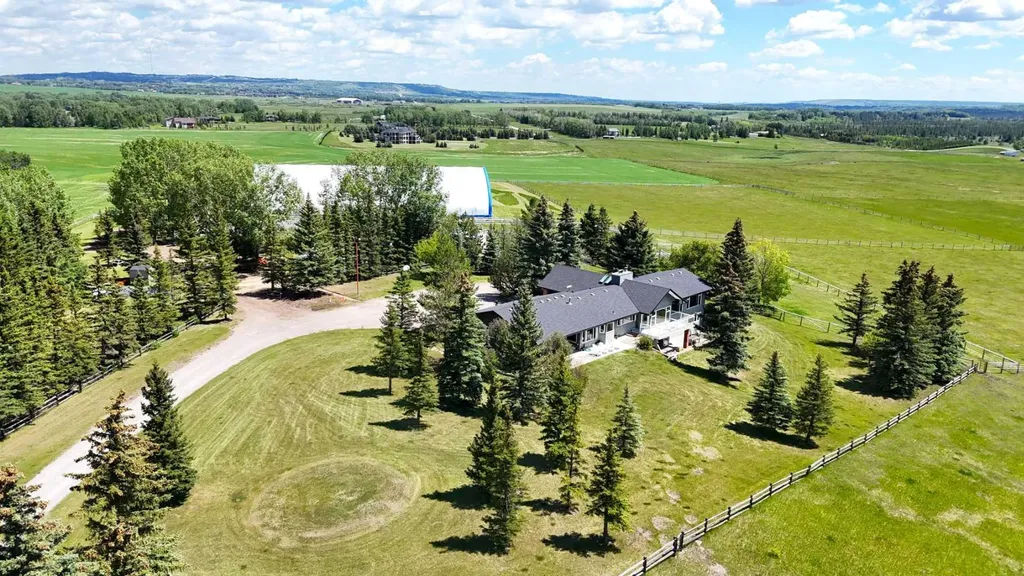 243036 Range Road 34 Rural Rocky View County AB T3Z 2G1