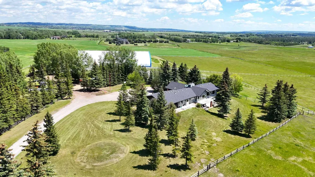 243036 Range Road 34 Rural Rocky View County AB T3Z 2G1