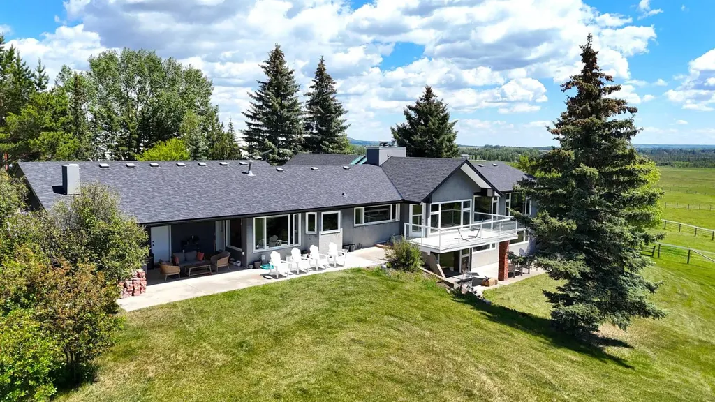 243036 Range Road 34 Rural Rocky View County AB T3Z 2G1
