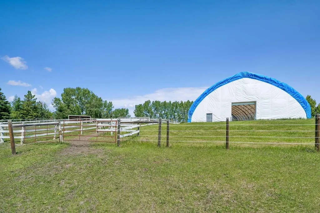 243036 Range Road 34 Rural Rocky View County AB T3Z 2G1