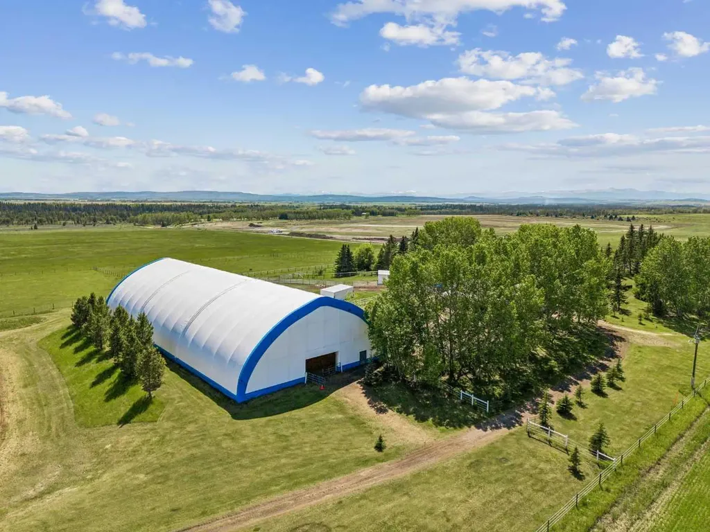 243036 Range Road 34 Rural Rocky View County AB T3Z 2G1