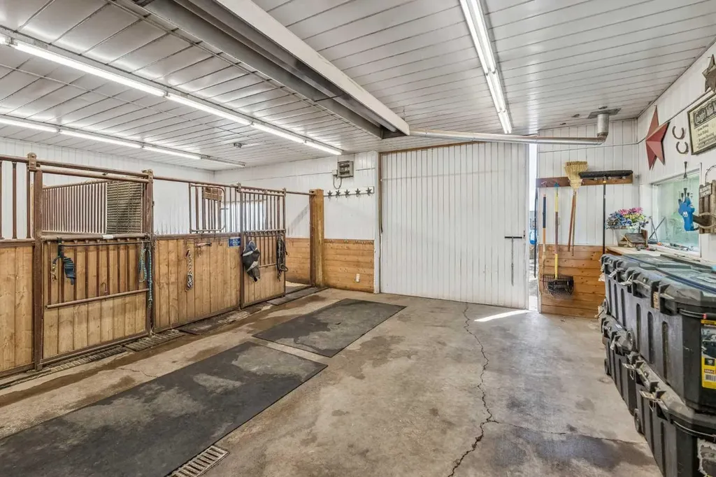243036 Range Road 34 Rural Rocky View County AB T3Z 2G1