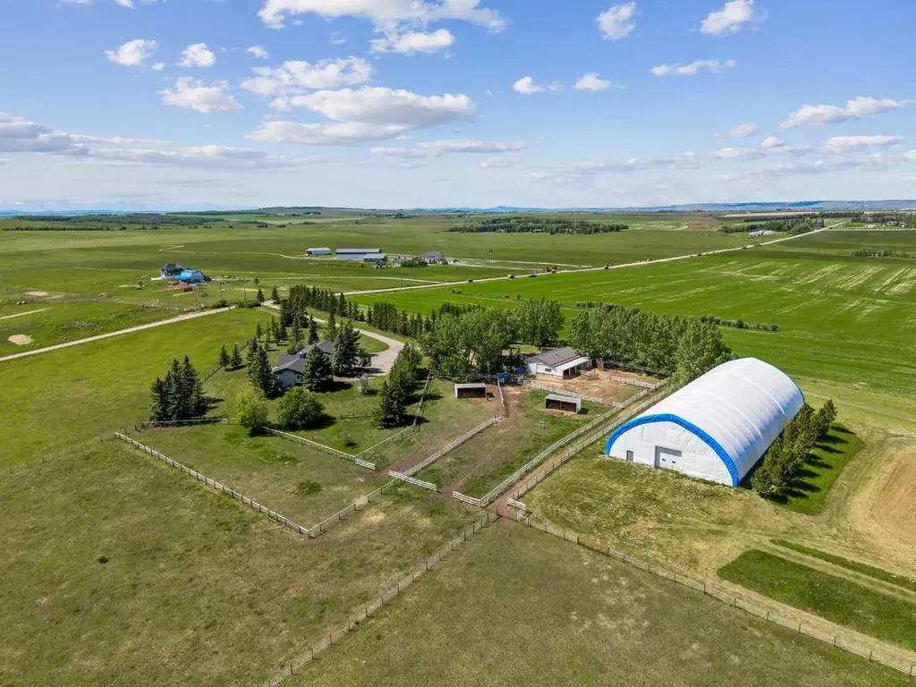 243036 Range Road 34 Rural Rocky View County AB T3Z 2G1