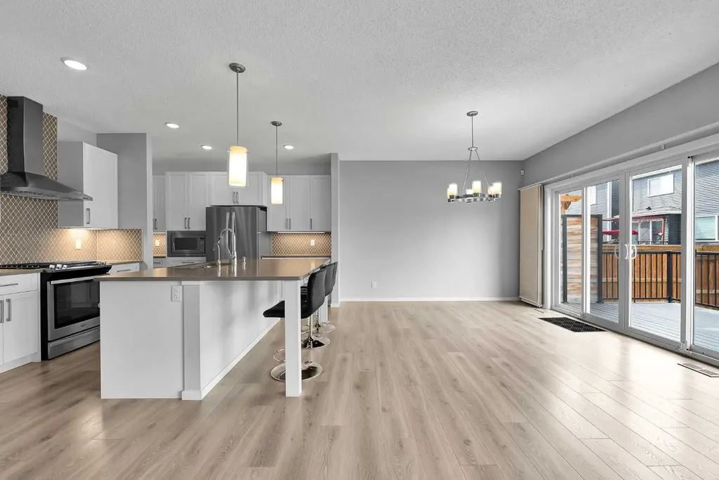 300 Walgrove Boulevard SE Calgary AB T2X4C8