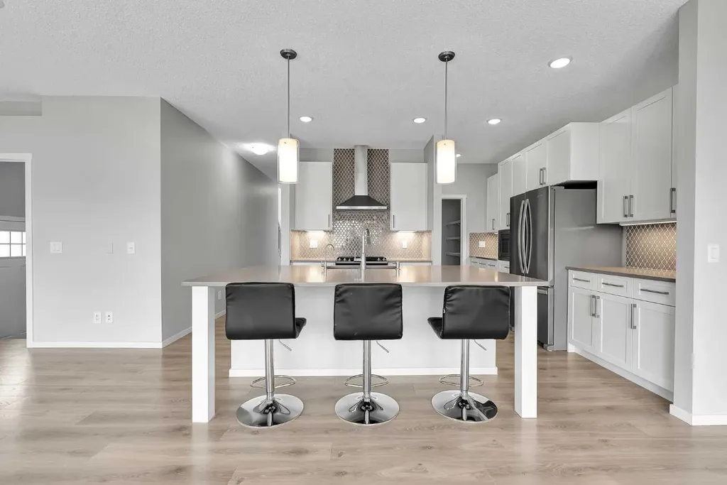 300 Walgrove Boulevard SE Calgary AB T2X4C8