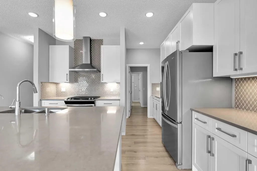 300 Walgrove Boulevard SE Calgary AB T2X4C8