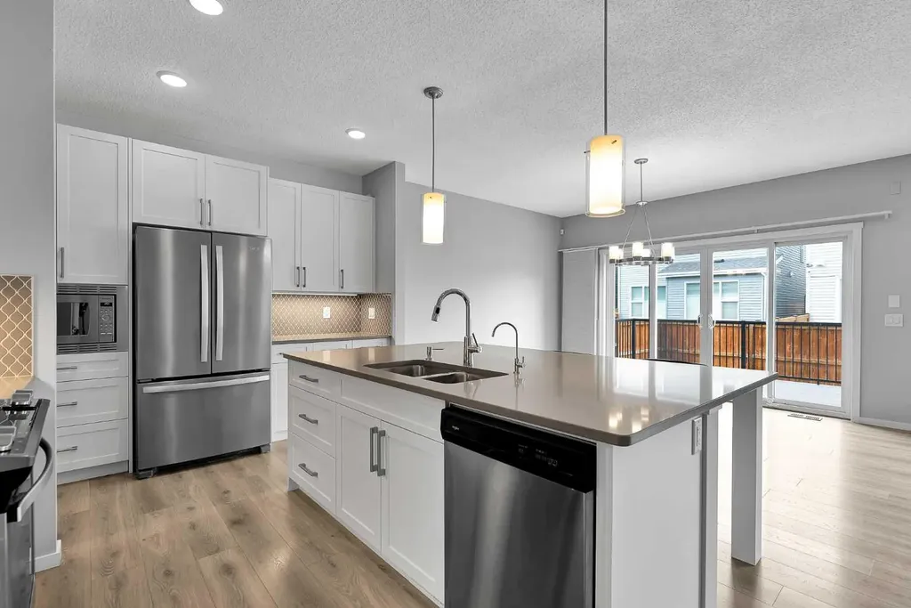 300 Walgrove Boulevard SE Calgary AB T2X4C8