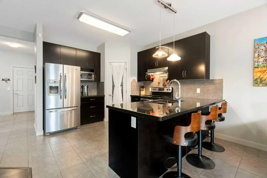 70 Everwoods Park SW Calgary AB T2Y 0G3