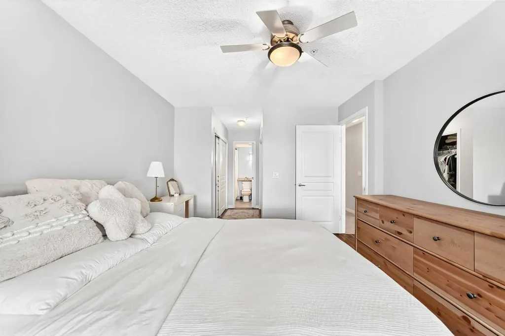 5115 Richard Road SW Calgary AB T3E 7M7