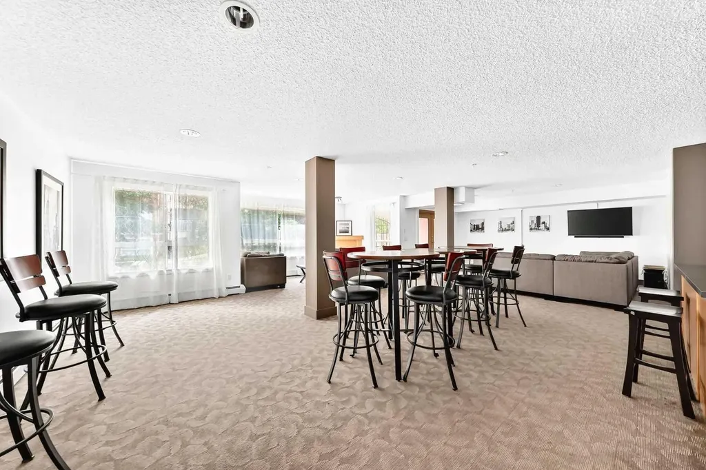 5115 Richard Road SW Calgary AB T3E 7M7