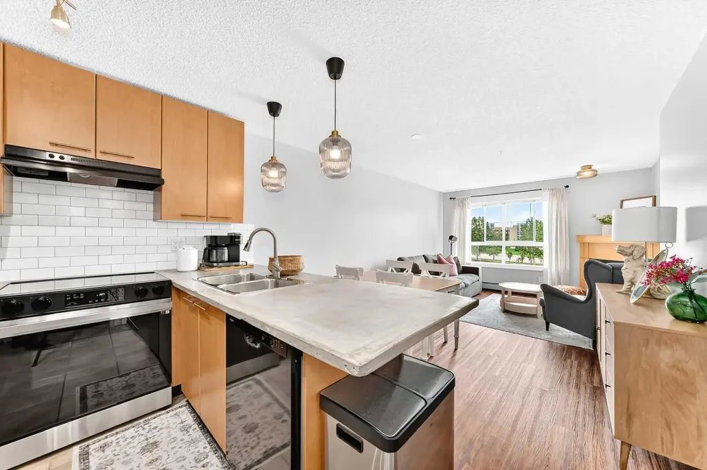 5115 Richard Road SW Calgary AB T3E 7M7