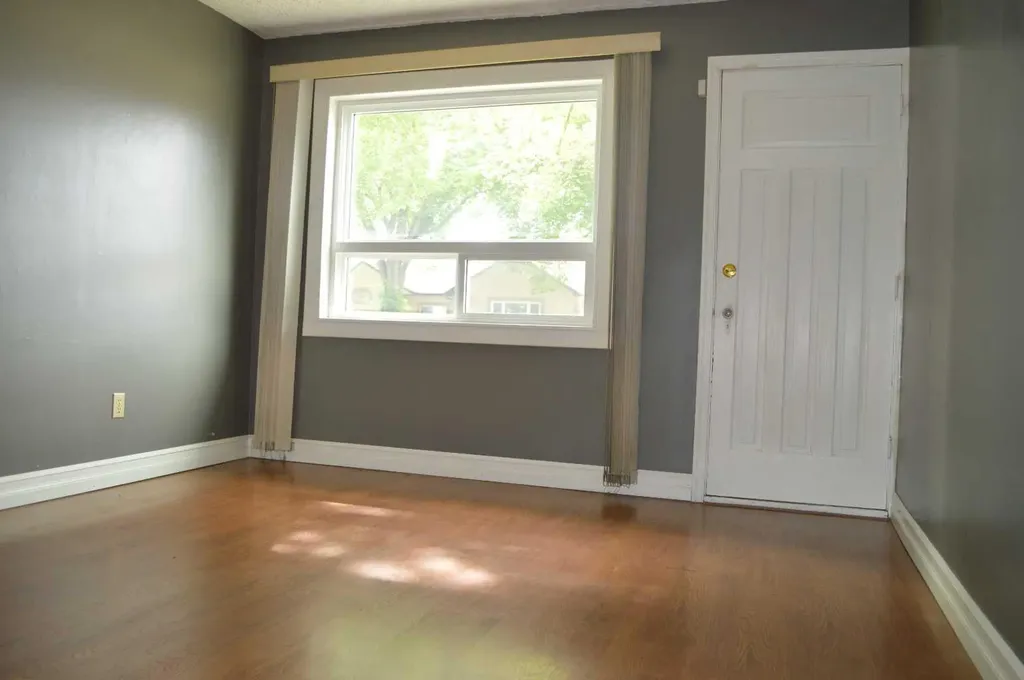 5259 51 Street Lacombe AB T4L1H7