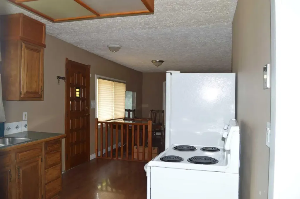 5259 51 Street Lacombe AB T4L1H7