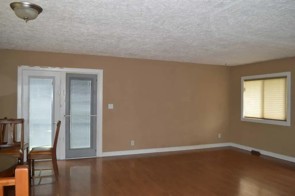 5259 51 Street Lacombe AB T4L1H7