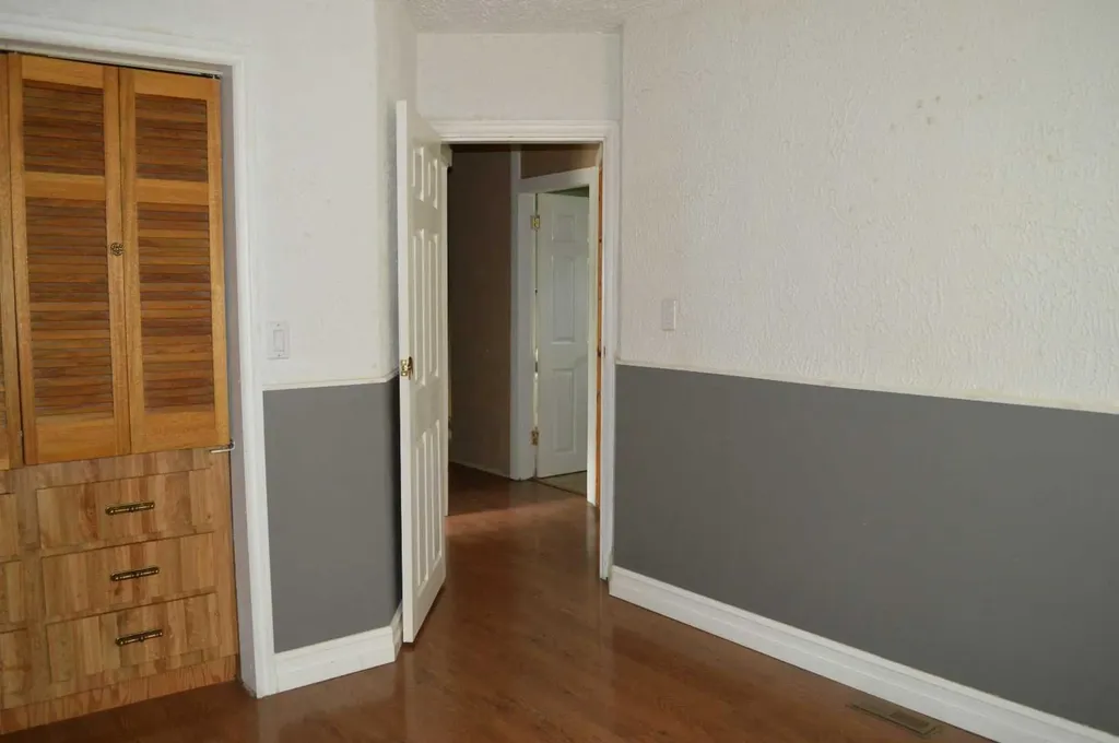 5259 51 Street Lacombe AB T4L1H7