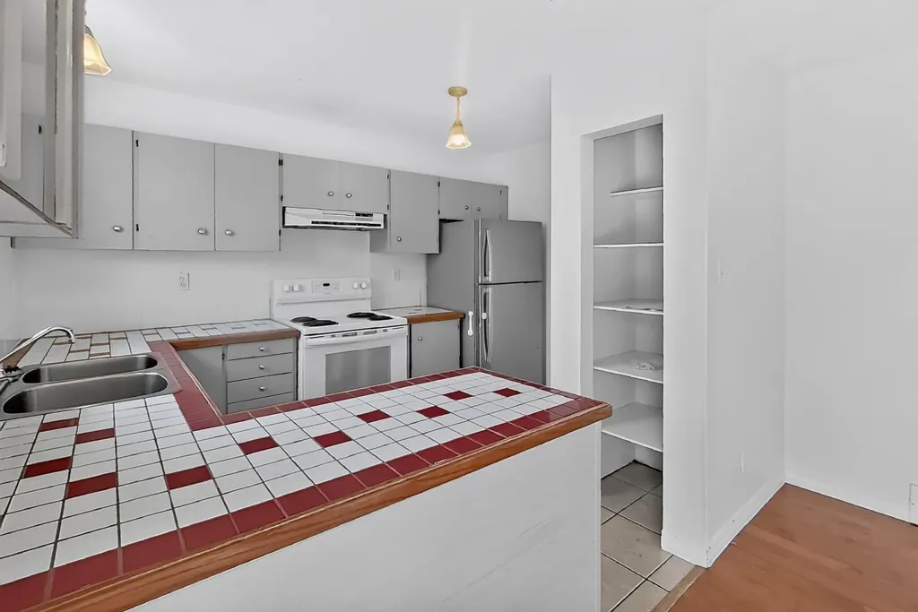 134 Ryerson Road W Lethbridge AB T1K 4P1