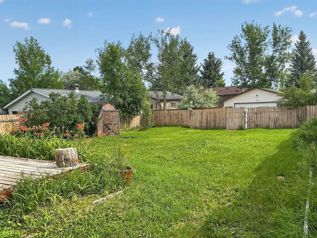134 Ryerson Road W Lethbridge AB T1K 4P1