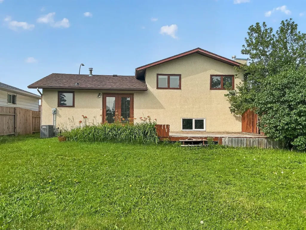 134 Ryerson Road W Lethbridge AB T1K 4P1