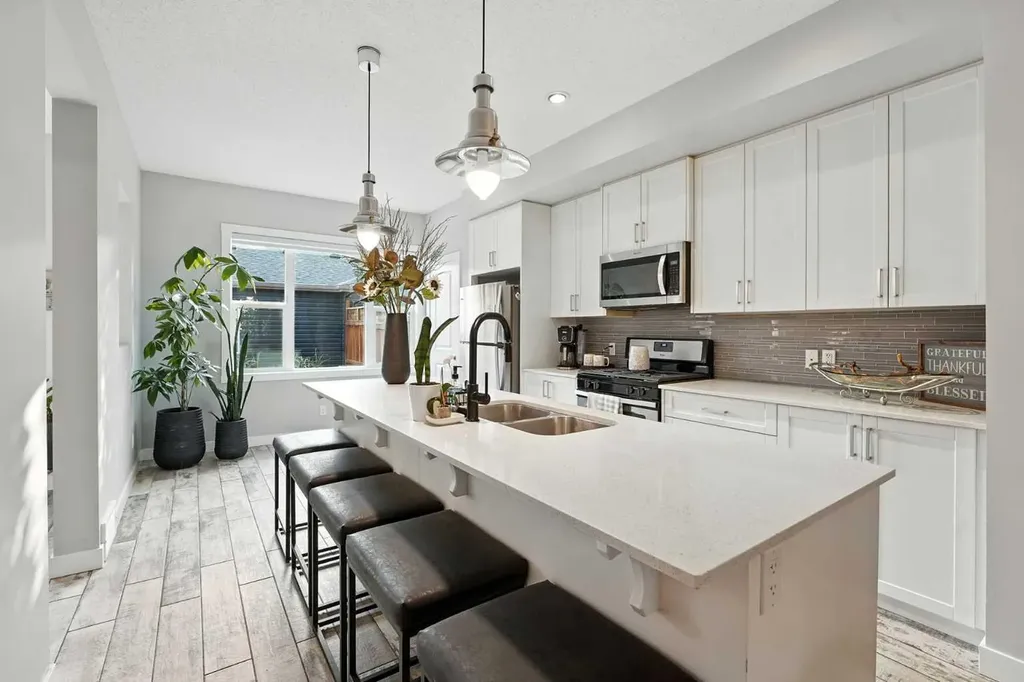 1318 Legacy Circle SE Calgary AB T2X3C9