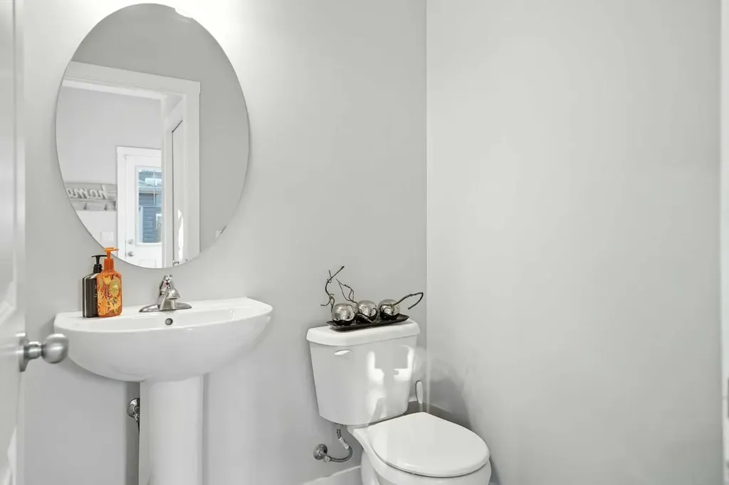 1318 Legacy Circle SE Calgary AB T2X3C9