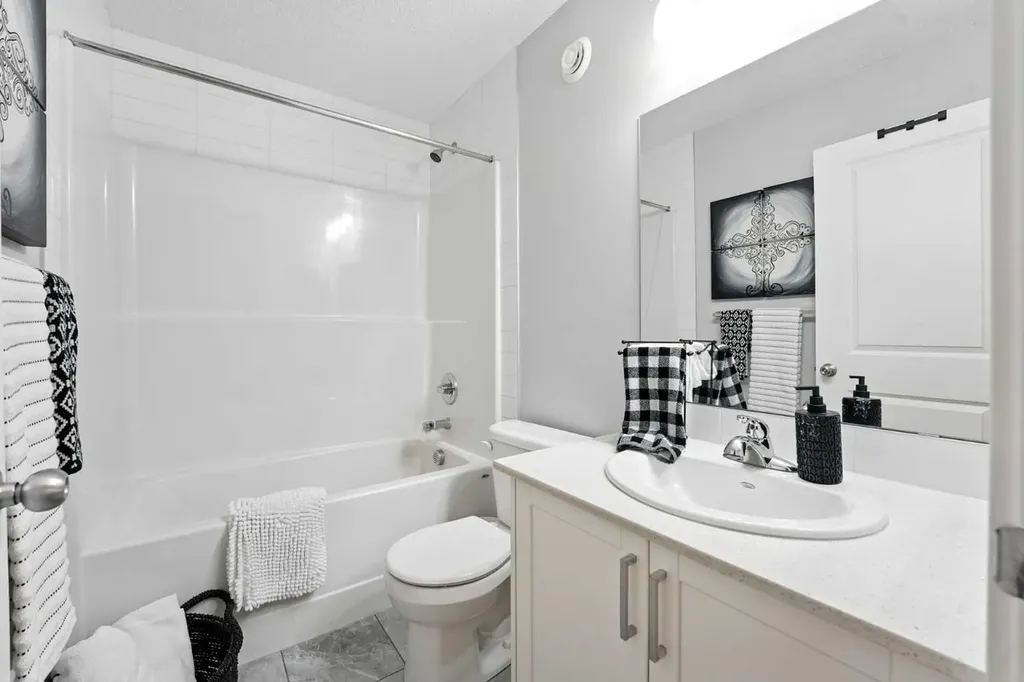 1318 Legacy Circle SE Calgary AB T2X3C9