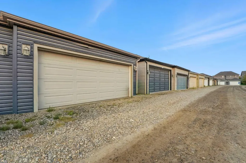 1318 Legacy Circle SE Calgary AB T2X3C9