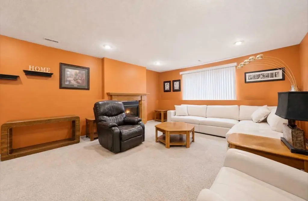 10 Redwood Place SE Medicine Hat AB T1B 4A1