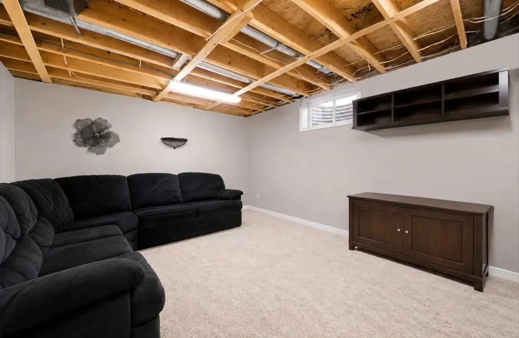 10 Redwood Place SE Medicine Hat AB T1B 4A1
