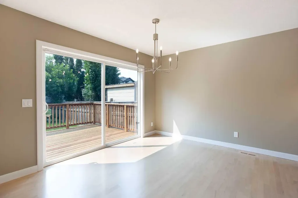 714 Auburn Bay Heights SE Calgary AB T3M 1K9
