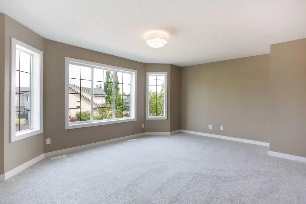 714 Auburn Bay Heights SE Calgary AB T3M 1K9